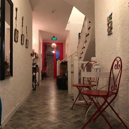 Pensión Secilmis Konak Alaçatı